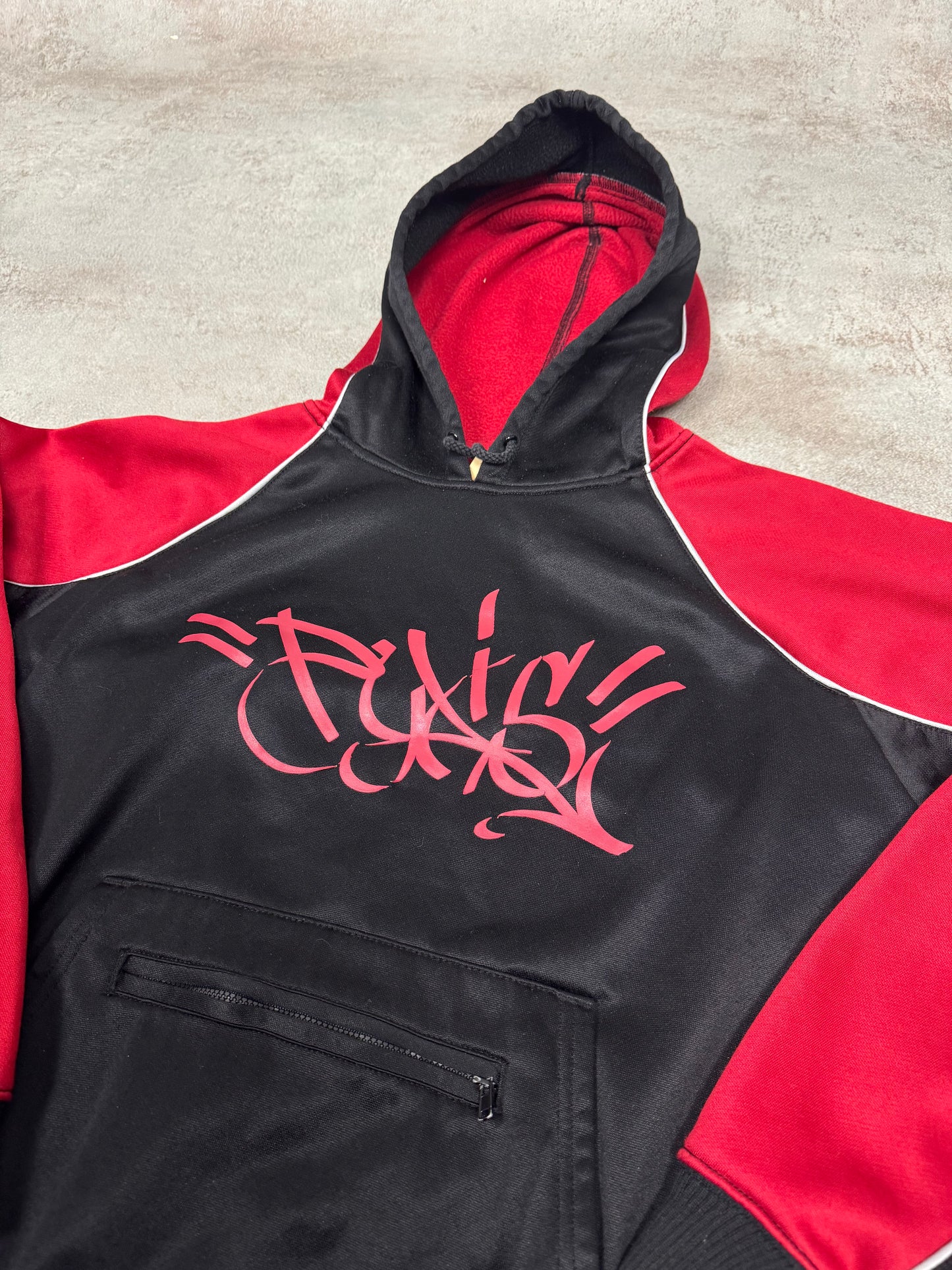 00’s graffiti hoodie (M)